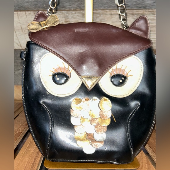 Owl Crossbody Purse-Black & Brown. Cute Novelty bag with Adjustable strap. - Picture 2 of 4